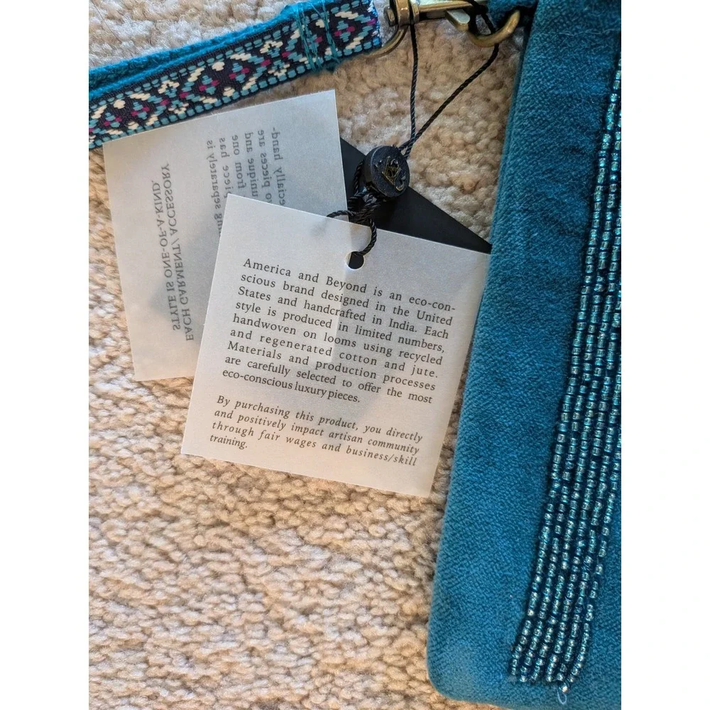 America & Beyond Teal Beaded Initial P Wristlet Clutch Bag Floral Velvet New